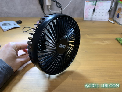 レビュー Diki 車載扇風機 Usb給電 車に吸盤もしくは座席部に取付可能 Libloom